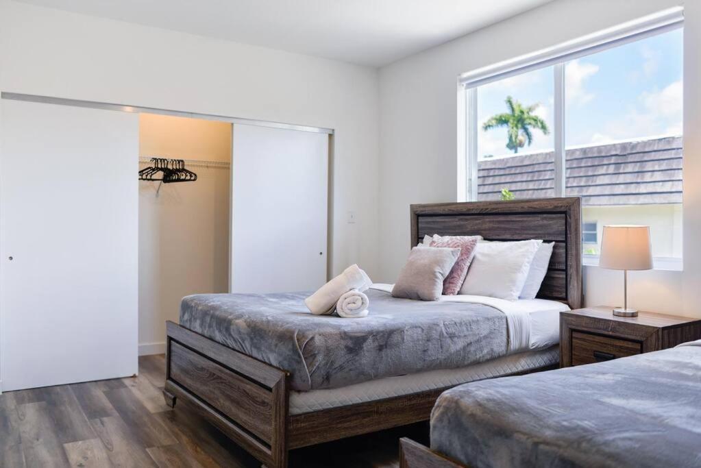 Awesome 3Br Townhouse 15Minutes From The Beach Miami Exterior photo